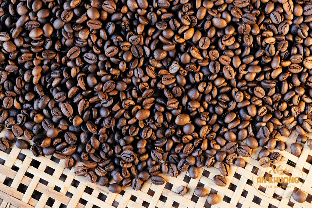 Những Hạt cà phê nguyên chất thơm ngon
